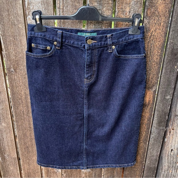 Lauren Ralph Lauren Dark Wash Denim Jeans Skirt in Sz 4 - Picture 6 of 10